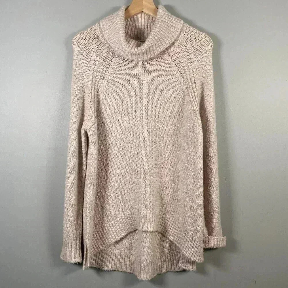 Bardot Belle Sleeve Turtleneck Fluffy Knit Sweater Blush Pink Size 10 Cozy Tunic